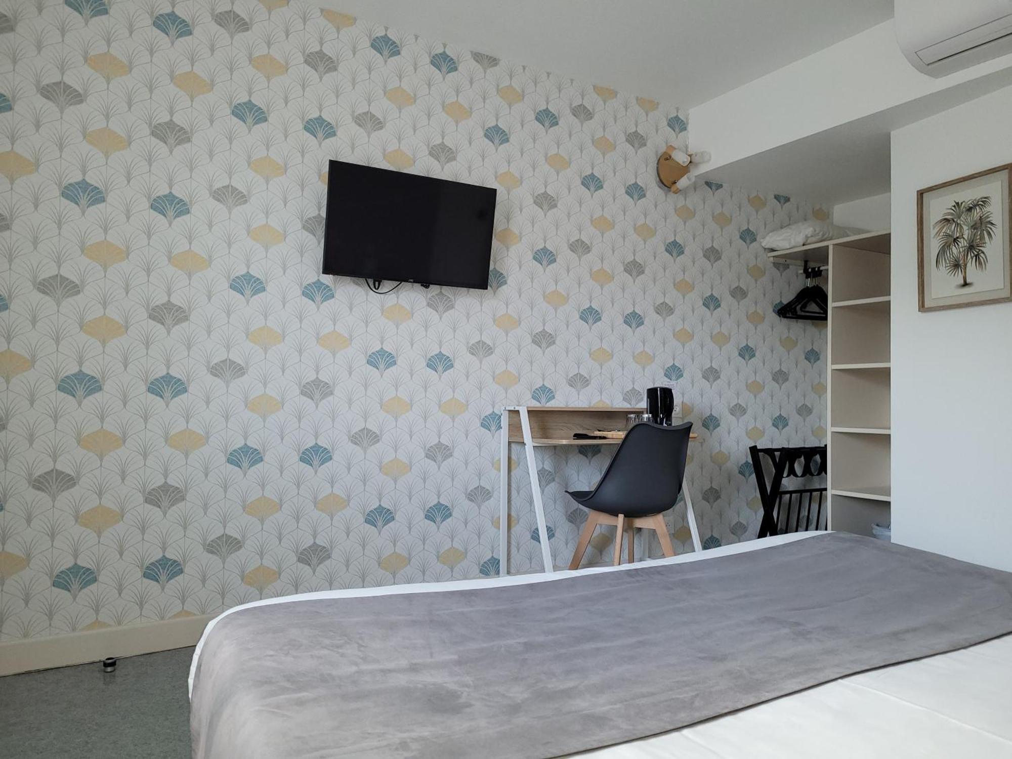 Hotel Le Vanseen Ле Ванс Екстериор снимка