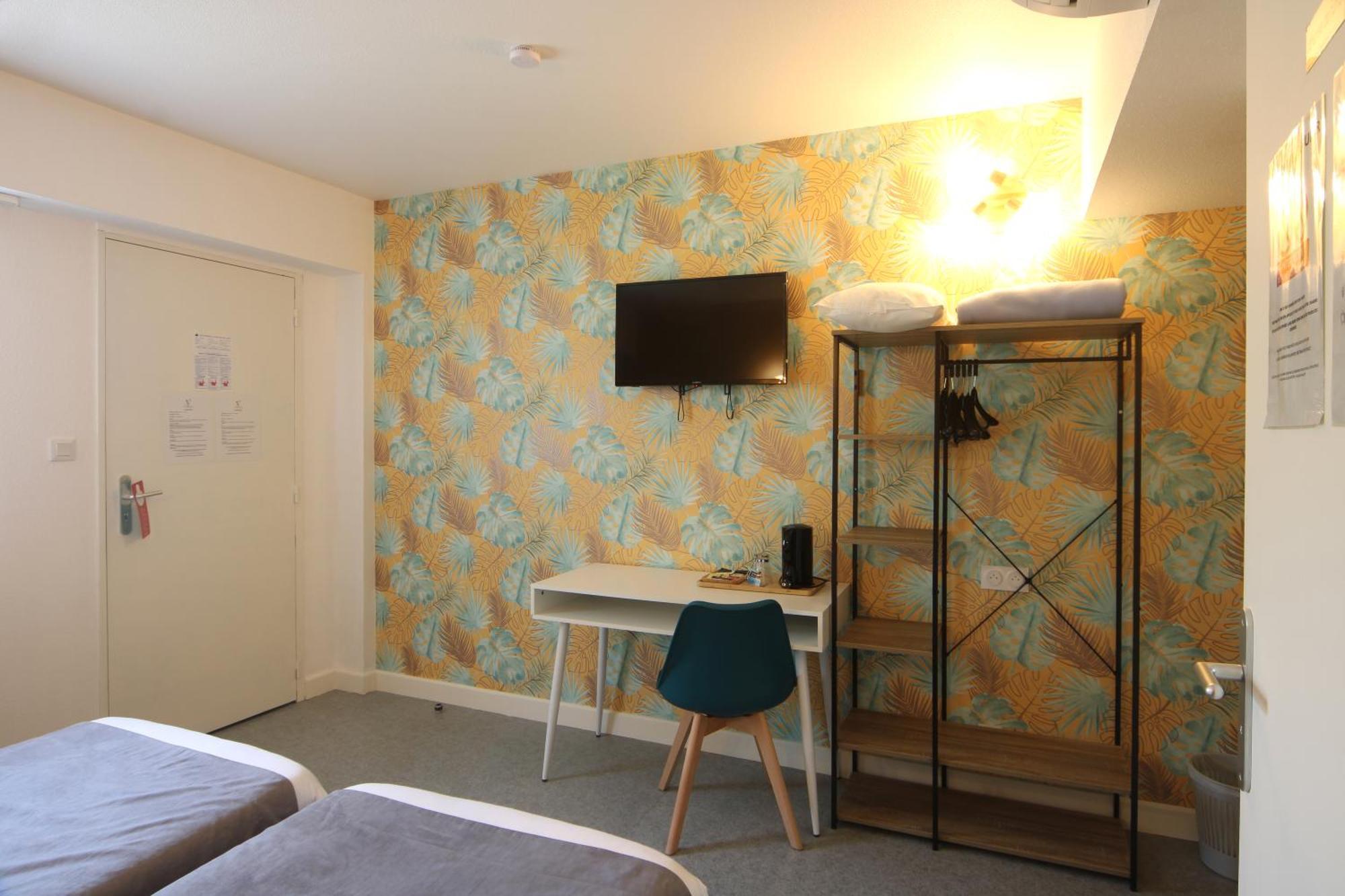 Hotel Le Vanseen Ле Ванс Екстериор снимка