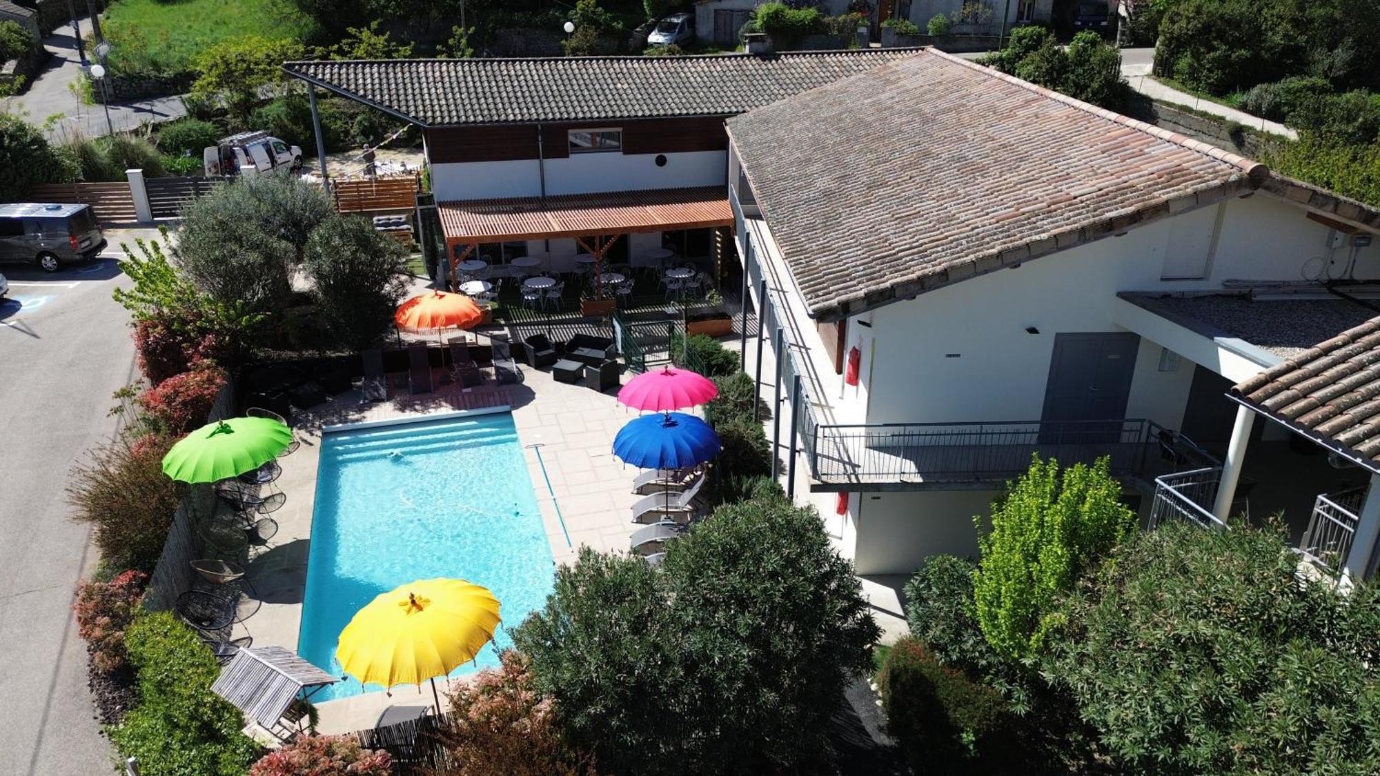 Hotel Le Vanseen Ле Ванс Екстериор снимка