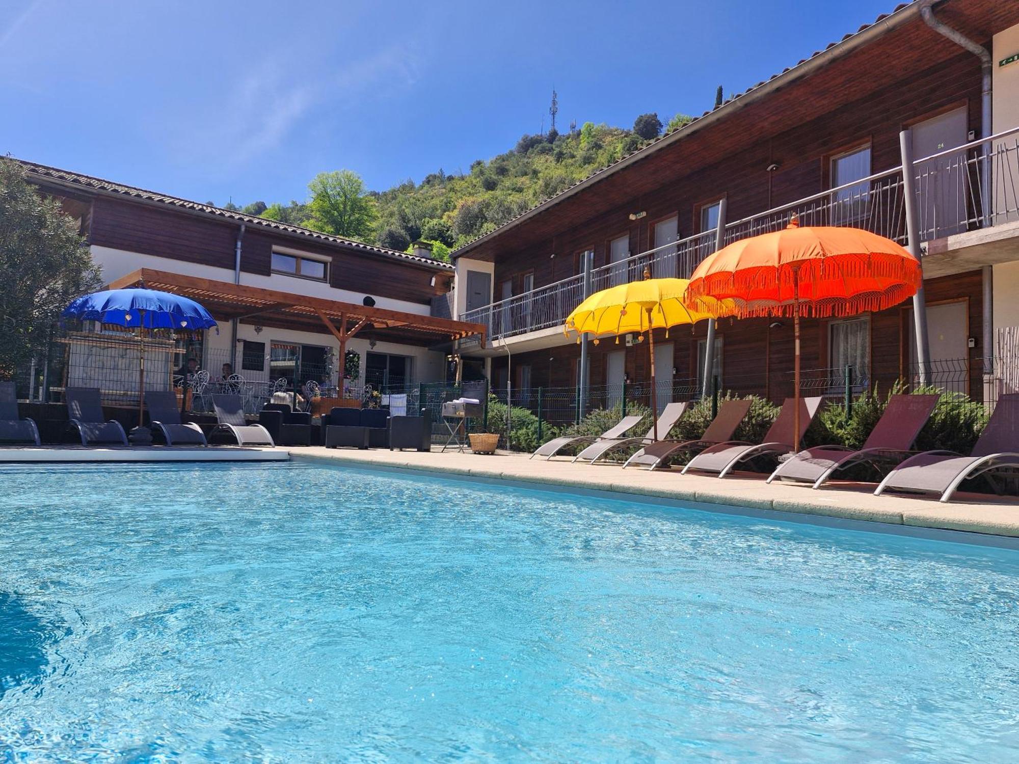 Hotel Le Vanseen Ле Ванс Екстериор снимка